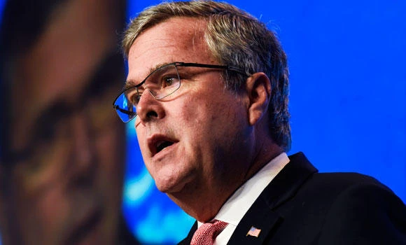 Jeb Bush is the new ... Elizabeth Warren?