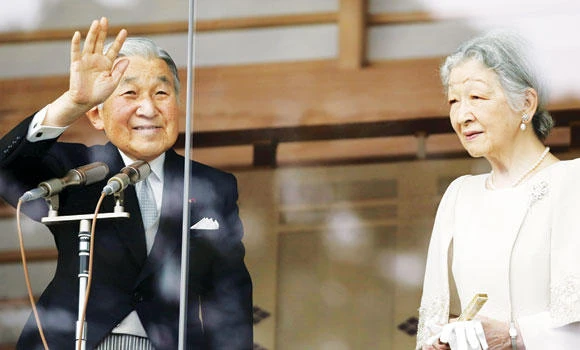 Japanese emperor greets New Year well-wishers