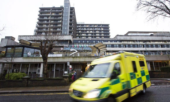 Ebola-struck UK nurse in ‘critical’ condition