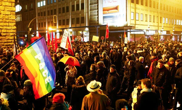 Protests in 4 German cities against anti-Islam rallies