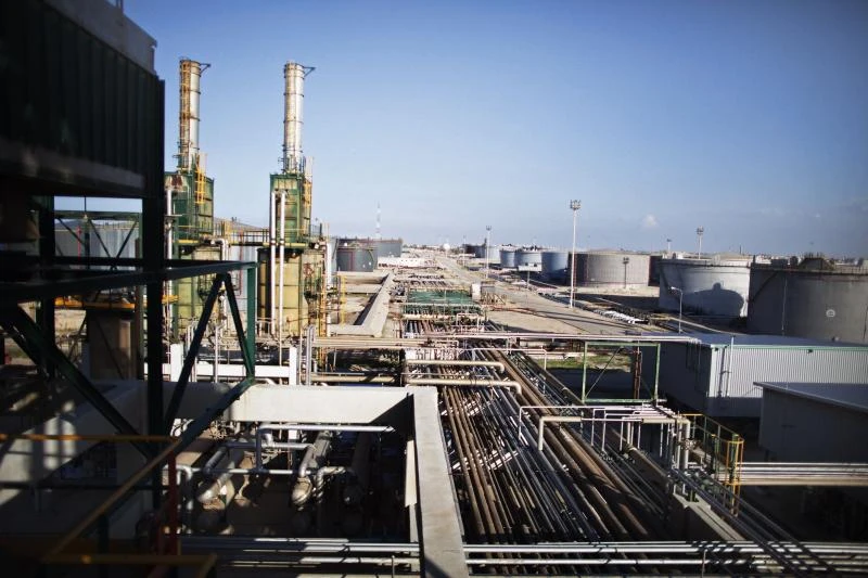 Price plunge ‘to push energy industry into sharp recession’