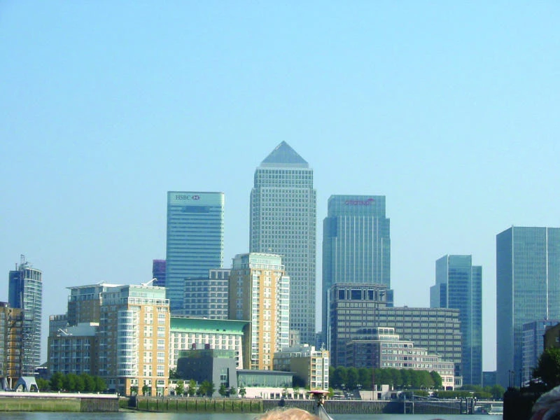 Foreign investors in red-hot London property market force locals out