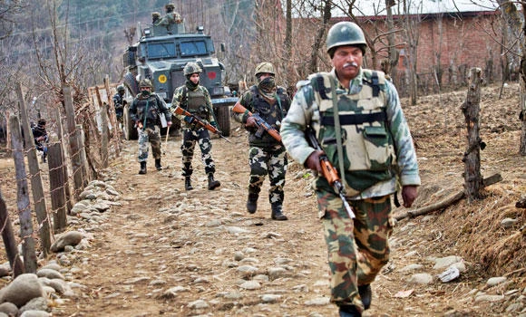 Indian govt forces kill 5 in Kashmir gunbattle