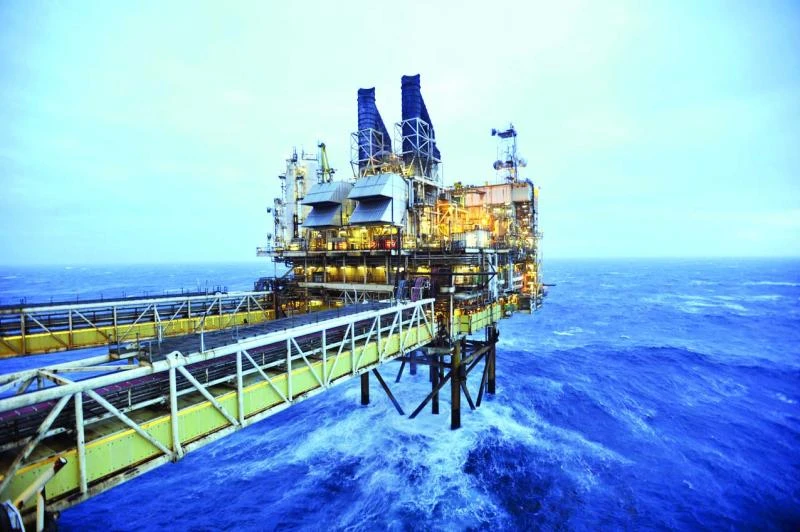 Crude price collapse ‘slows US shale boom’