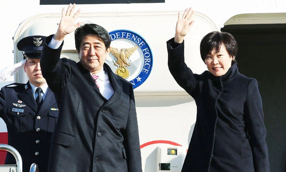 Abe leaves for Mideast tour to pledge support for peace