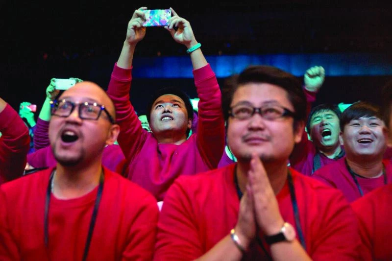Xiaomi takes aim at Apple with new phone