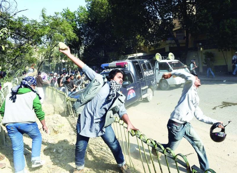 Karachi: Clashes erupt near French Consulate; 3 injured