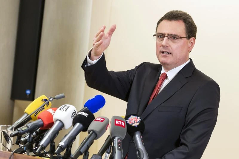 SNB chief defends franc move despite turbulence