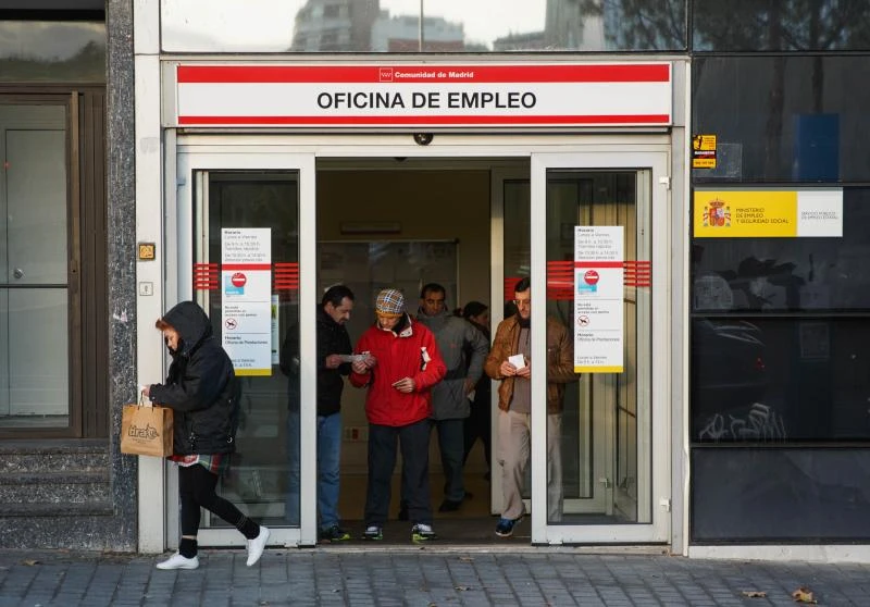 Spain jobless rate drops but long road ahead to recovery