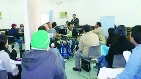 Filipinos in Al-Khafji register for elections