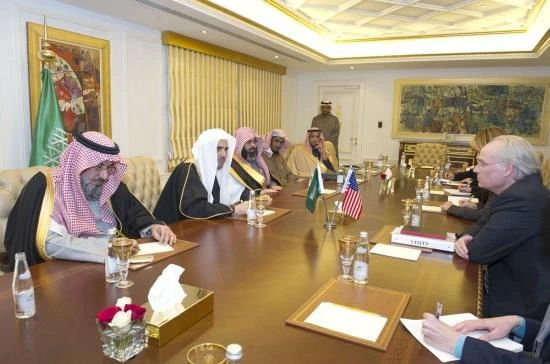 Al-Issa: KSA firm in dealing with human trafficking
