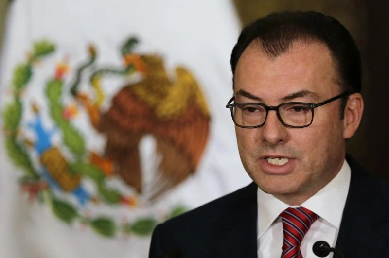 Mexico cuts spending on oil shock