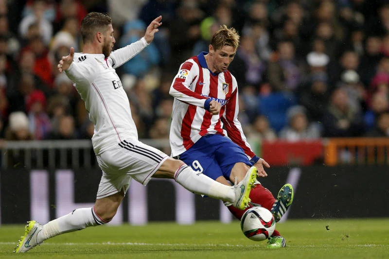 Torres double dumps Real Madrid out of Cope del Rey