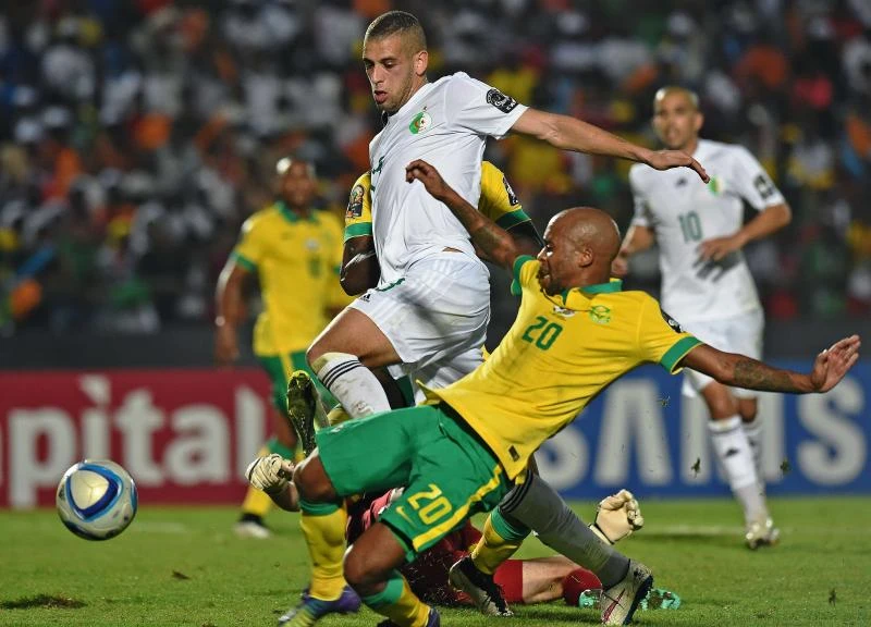 Algeria, Senegal off to winning starts