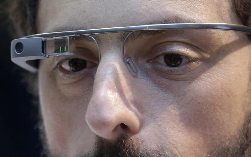 Google to stop consumer sales of Glass to redesign device