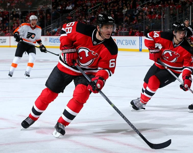 Jagr scores 3 to become oldest with hat trick