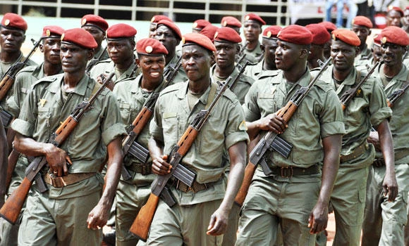 Hundreds protest in Mali against UN strikes on rebels