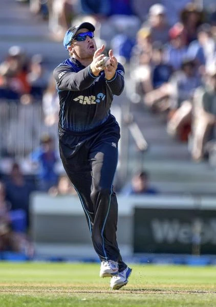 New Zealand claims series with comfortable win