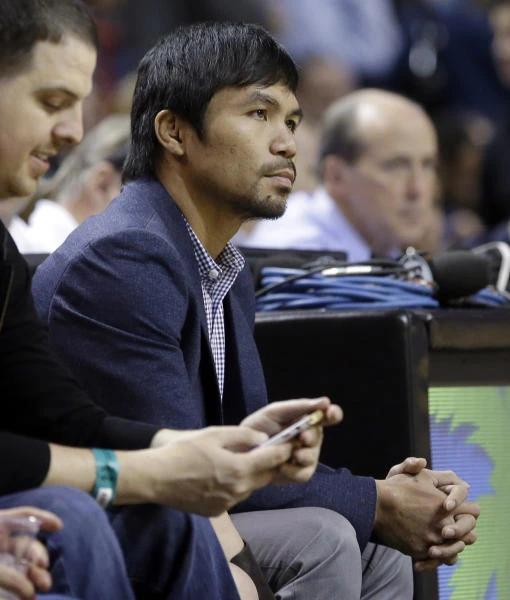 Mayweather and Pacquiao exchange phone numbers at Heat game