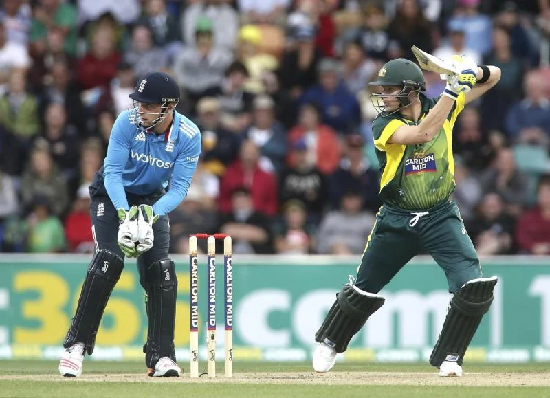 Smith guides Australian chase