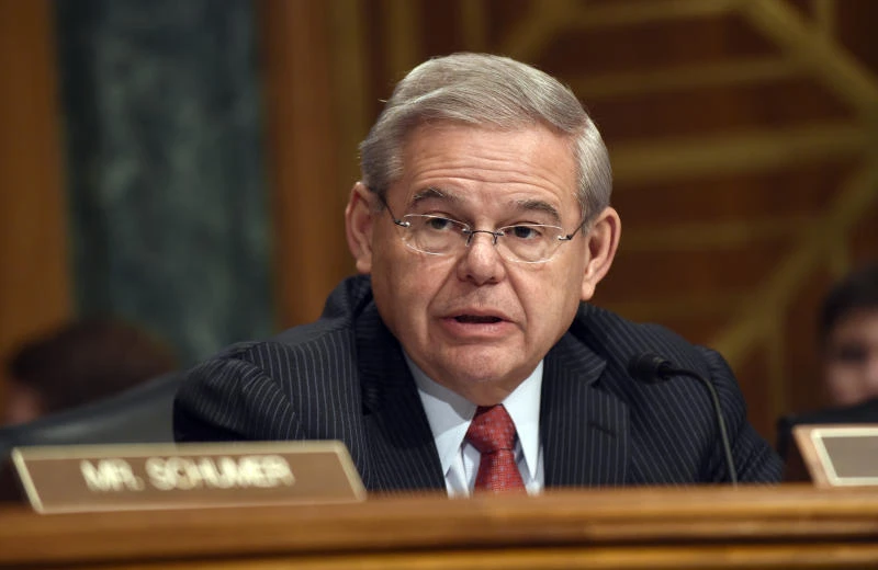 US Senate panel advances Iran sanctions bill