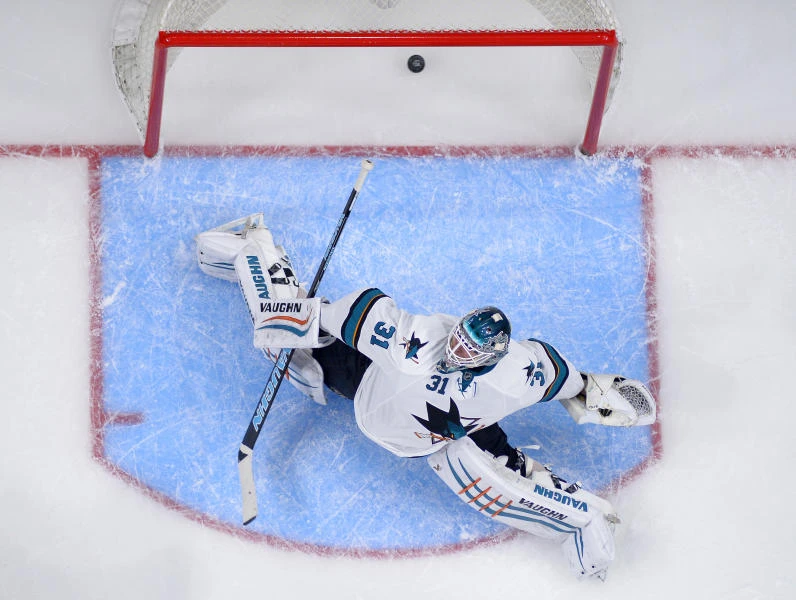 Sharks win over league-leading Ducks