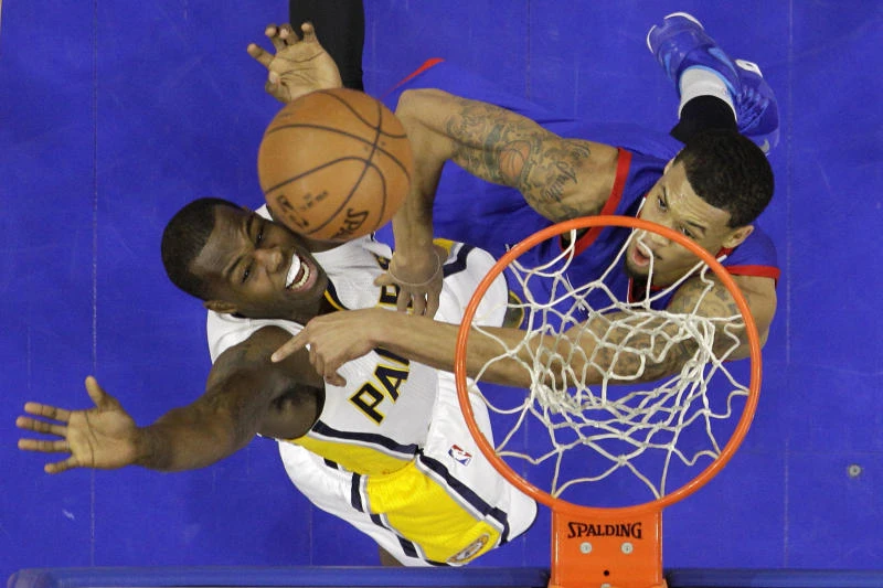 Williams’ layup lifts 76ers to 93-92 win over Pacers