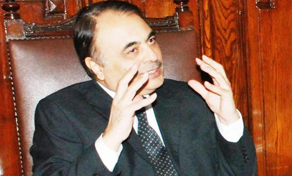 New Pakistan envoy takes charge