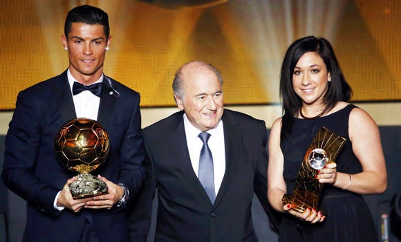 Ronaldo wins FIFA Ballon d’Or award for 2014