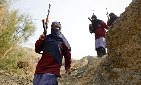 Pakistan strikes kill 31 militants, drone kills 7