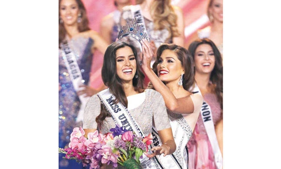 Colombian beauty crowned Miss Universe
