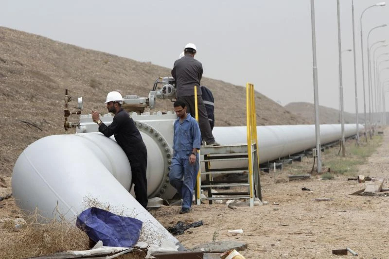Brent trades at $60, heating oil hits a more than four-month high