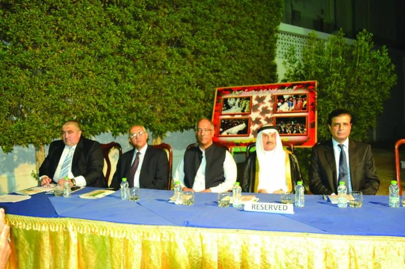 Pakistan, OIC pledge solidarity with the people of Kashmir