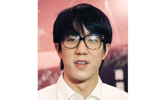 Jackie Chan’s son freed after 6 months in jail