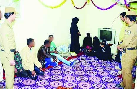330 foreign workers held in Riyadh
