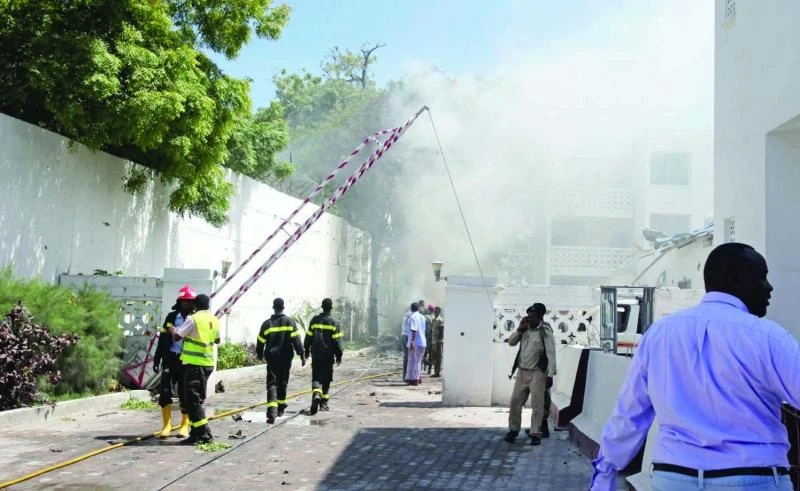Somali deputy PM wounded, 11 dead in hotel suicide attack