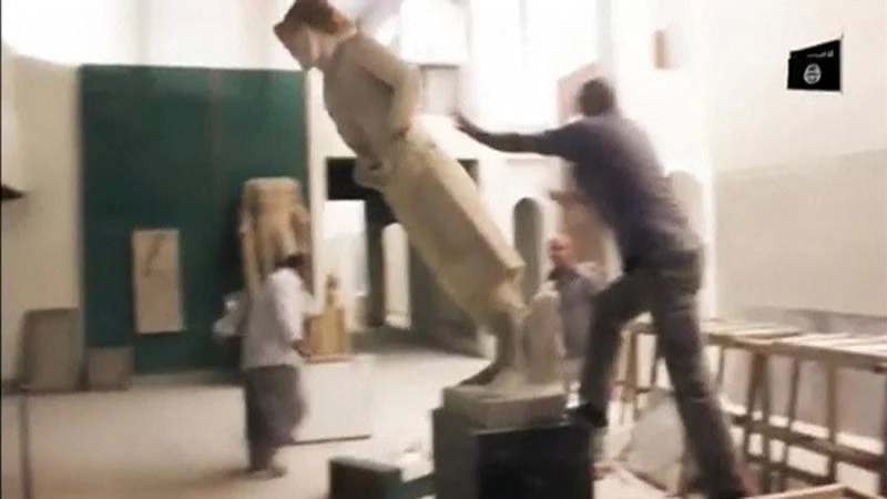 Iraq statue-smashing video sparks outrage, heritage fears