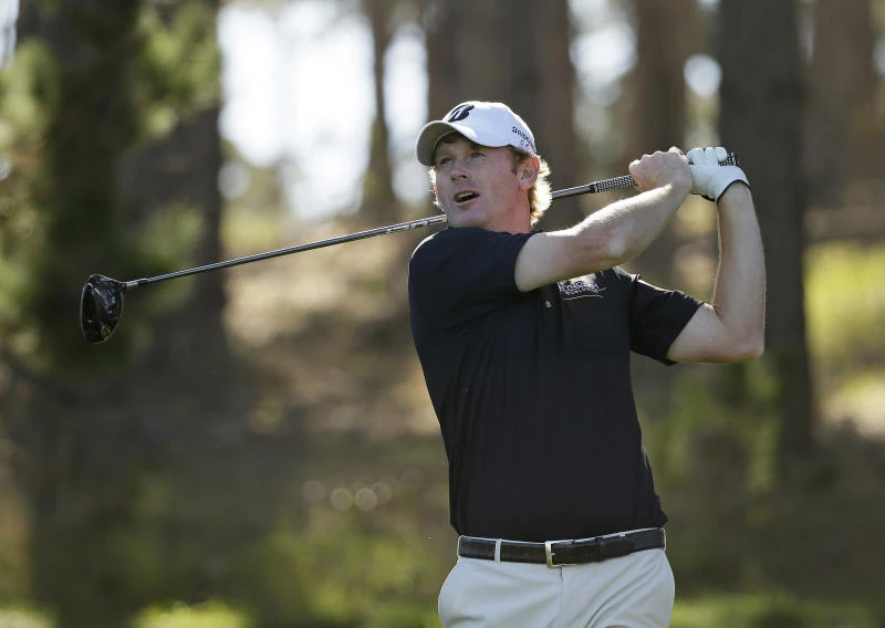 Jones, Snedeker tied for lead at Pebble Beach
