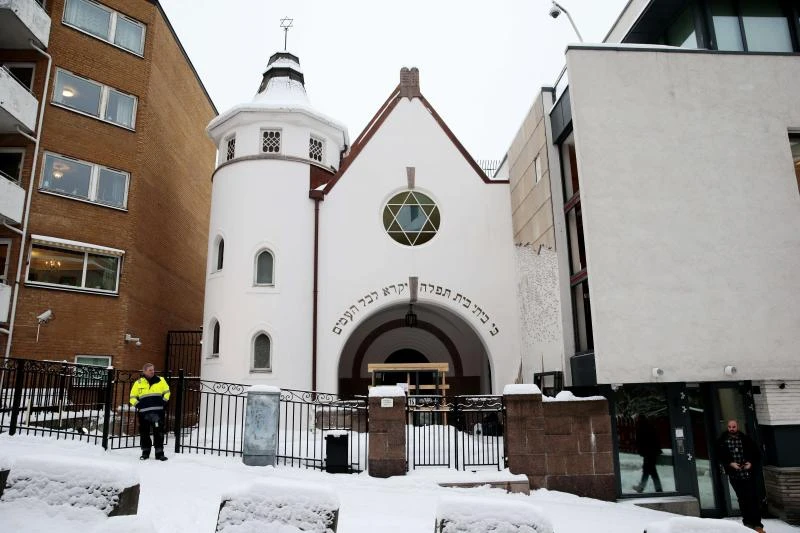 Muslims to form a human shield around Norway synagogue