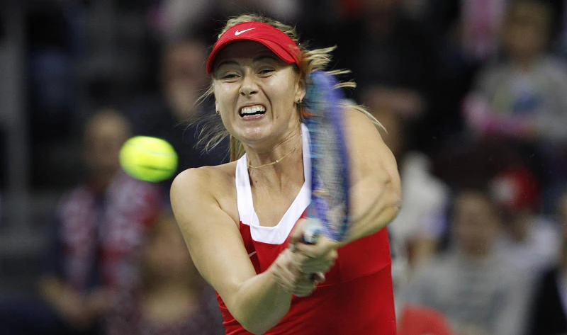 Sharapova puts Russia in charge