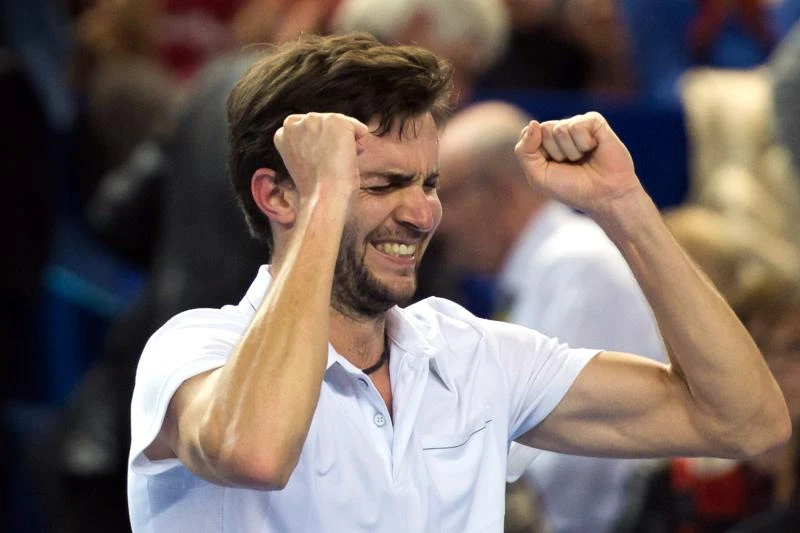 Simon downs Monfils in Marseille final