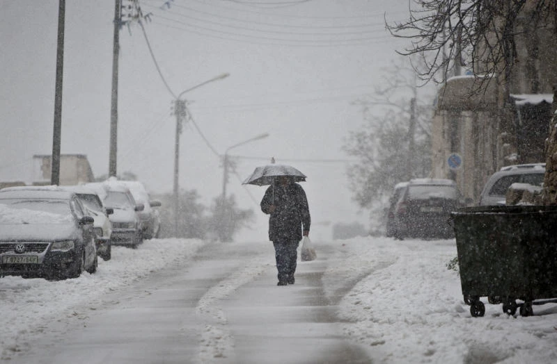 Heavy snowstorm descends on parts of Mideast