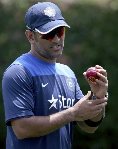 Bowling woes bog down India’s title defense