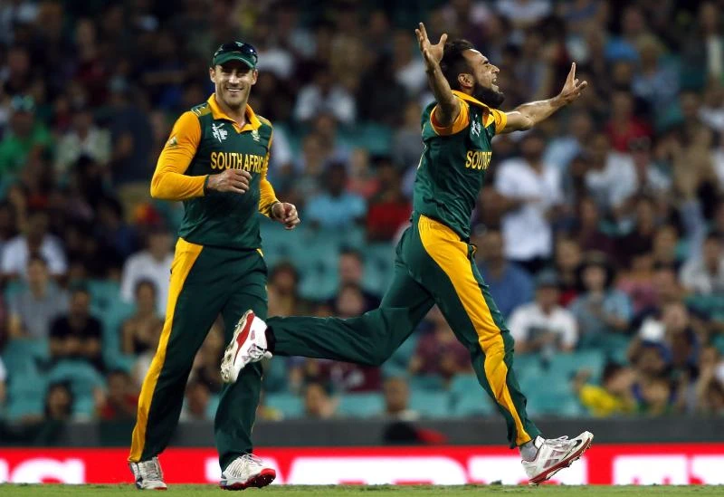 De Villiers carnage drives South Africa to record win