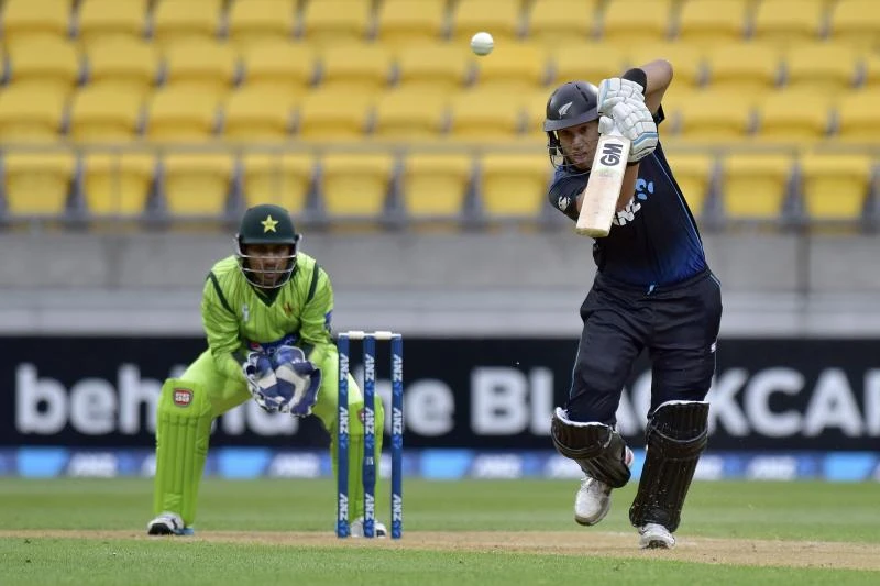 New Zealand coasts to seven-wicket win over Pakistan