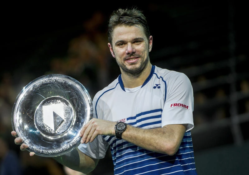 Wawrinka downs Berdych to claim World Tennis Tournament
