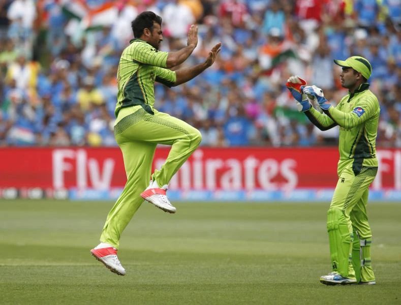 World Cup: India make 300-7 against Pakistan
