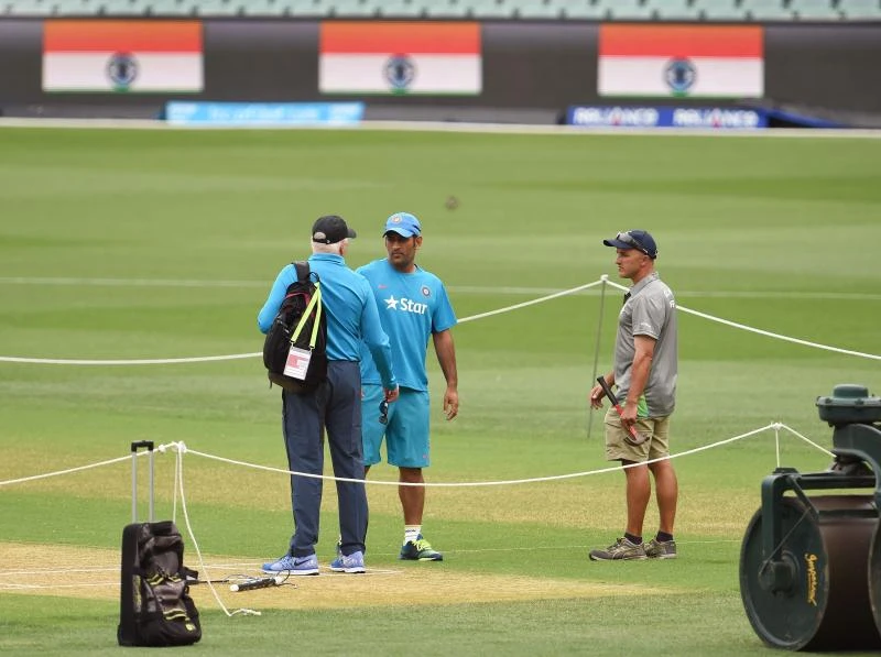 India, Pakistan face off in high-voltage match