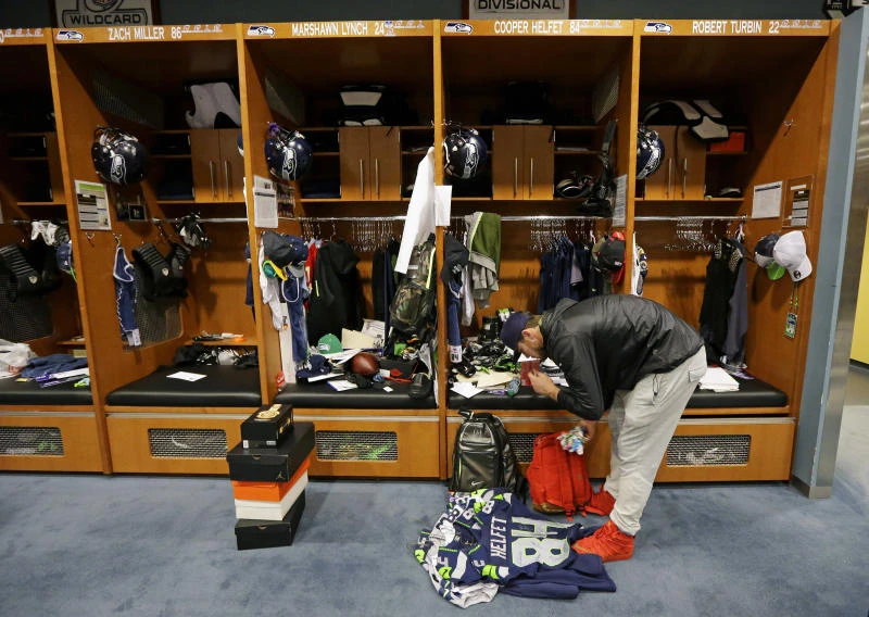 Sad, solemn Seahawks pack up for offseason