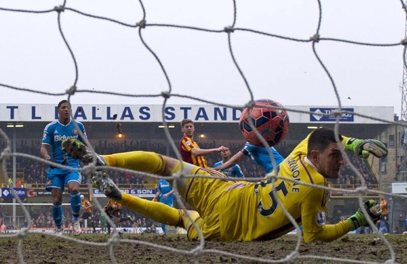 Bradford books spot in FA Cup quarterfinals